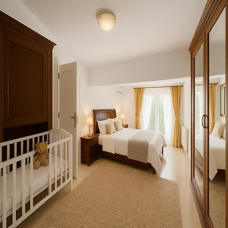 Drita-beachfront With Private Pool إِستيبونا