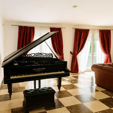 فيلة Drita-beachfront With Private Pool *