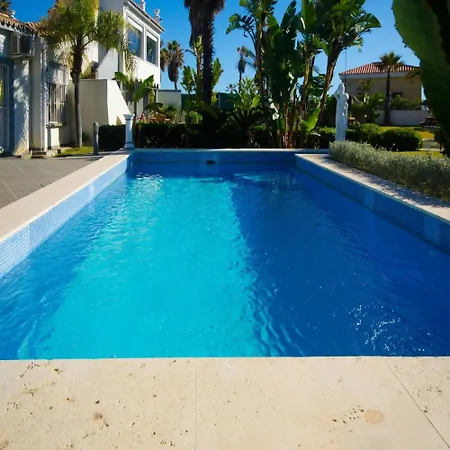 Drita-beachfront With Private Pool Villa *