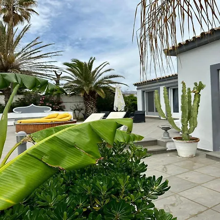 Drita-beachfront With Private Pool Villa Estepona