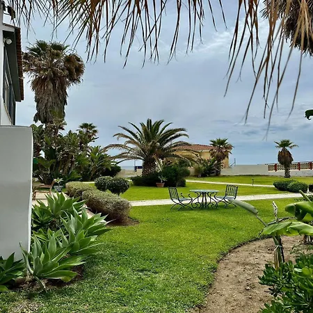 Villa Drita-beachfront With Private Pool Estepona