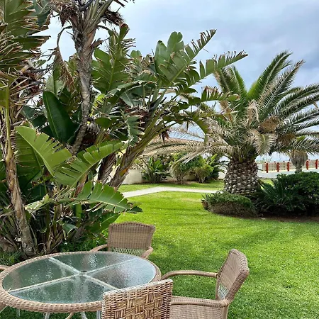 Drita-beachfront With Private Pool Villa Estepona