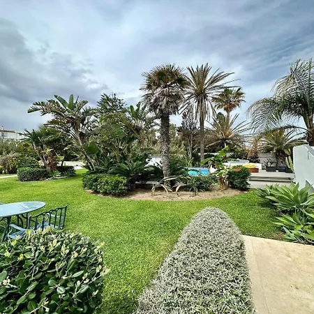 Drita-beachfront With Private Pool Villa