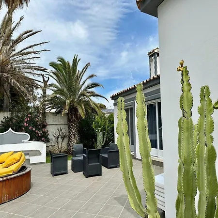 Drita-beachfront With Private Pool