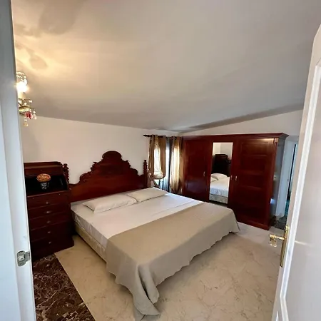 Villa Drita-beachfront With Private Pool Estepona